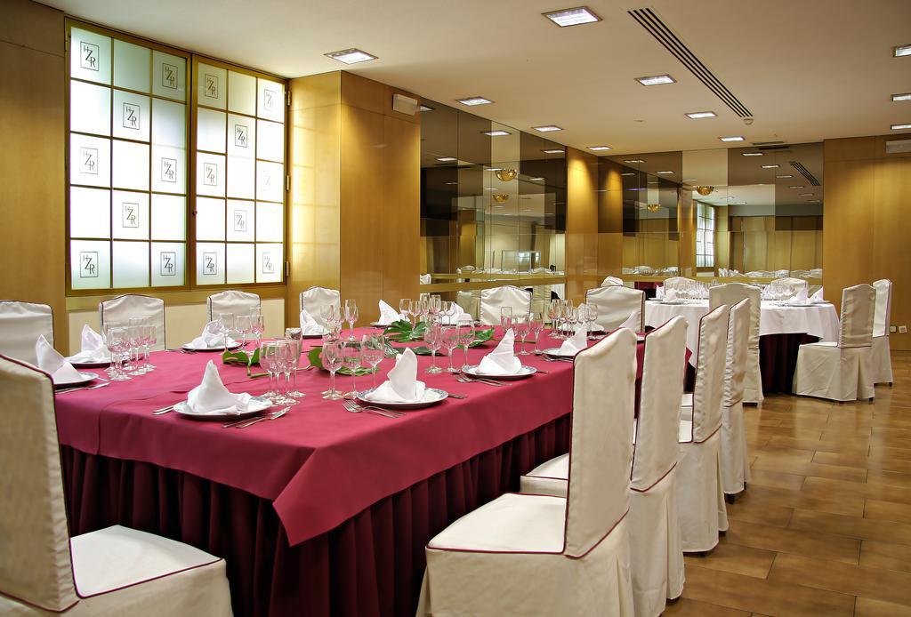B&B Hotel Zaragoza Royal Екстер'єр фото